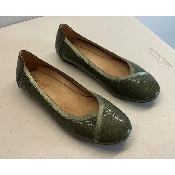 Vionic Orthaheel Caroll Ballet Flats Size US 7 Croco Olive Patent Office Casual - Picture 1 of 12